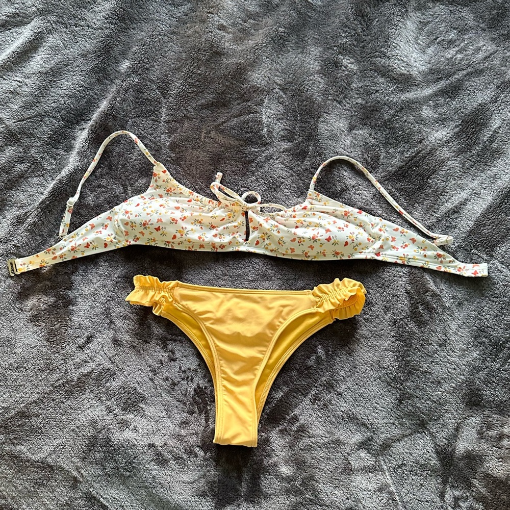 Hollister Bikini BOTTOMS